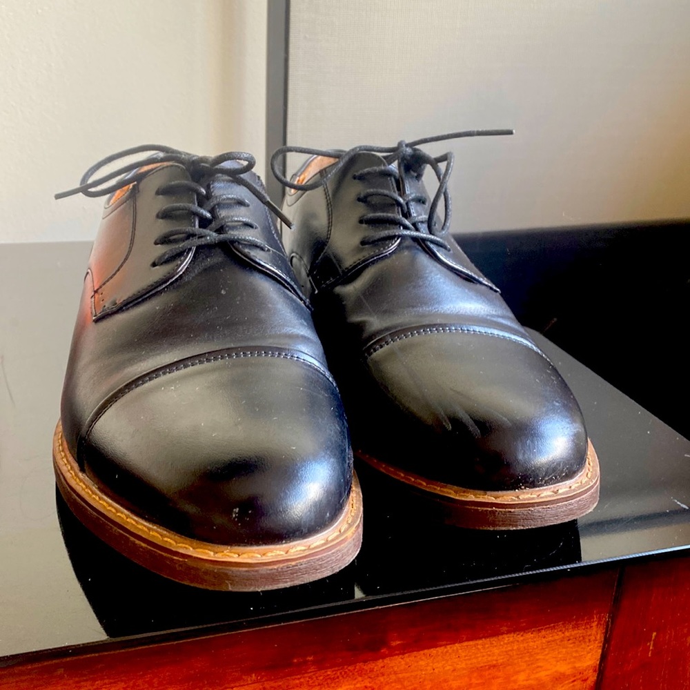 NUNN BUSH leather dress shoes!